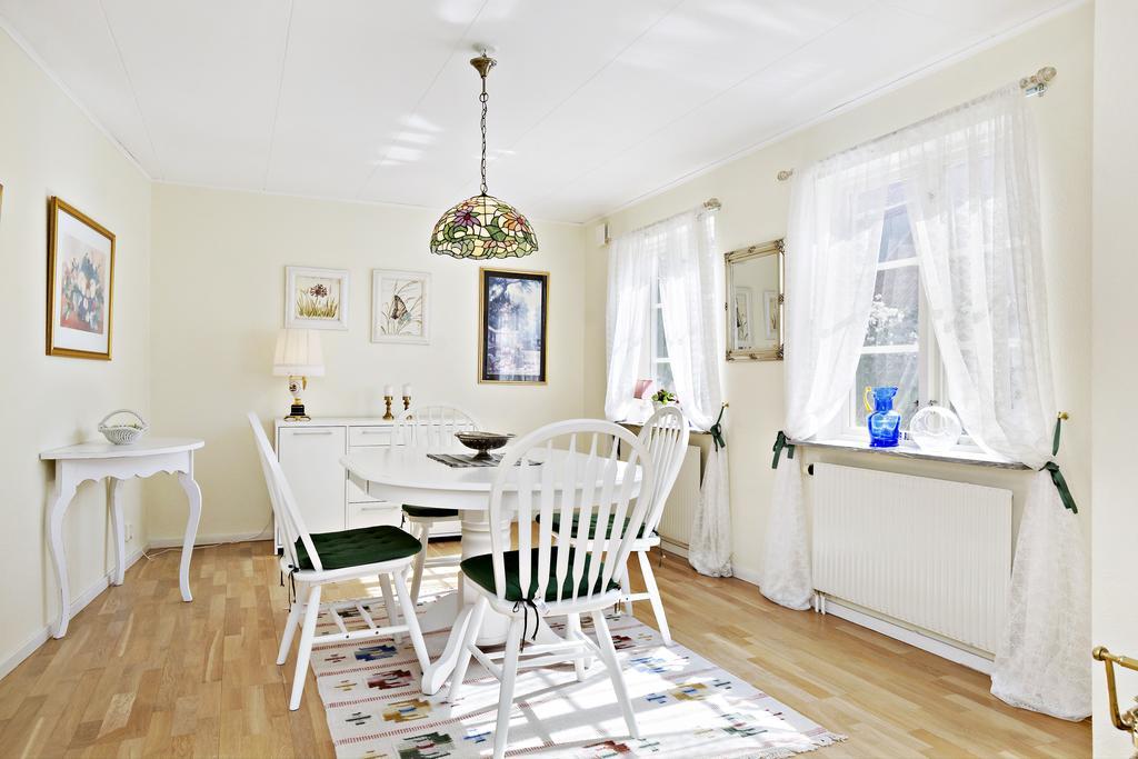 Charming Townhouse Villa Ystad Luaran gambar